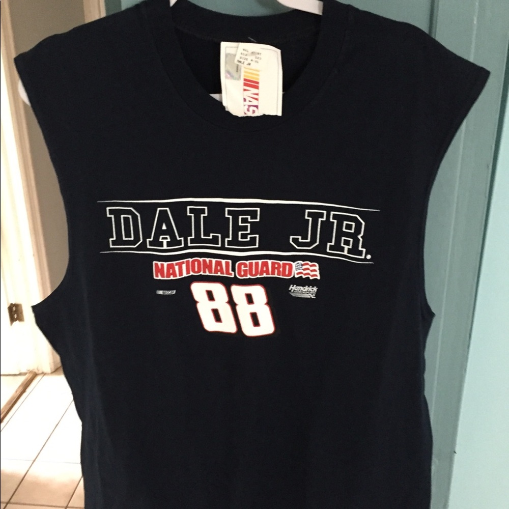 Dale Jr extra large men’s tee